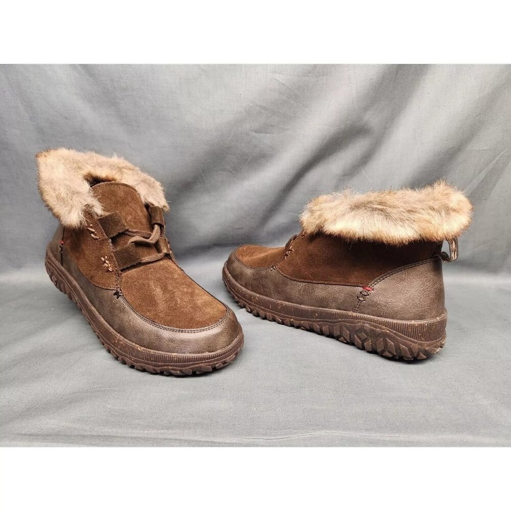 Minnetonka Women's Tinley Boots Suede Lace-Up Chocolate Size 6 NEW IN BOX!